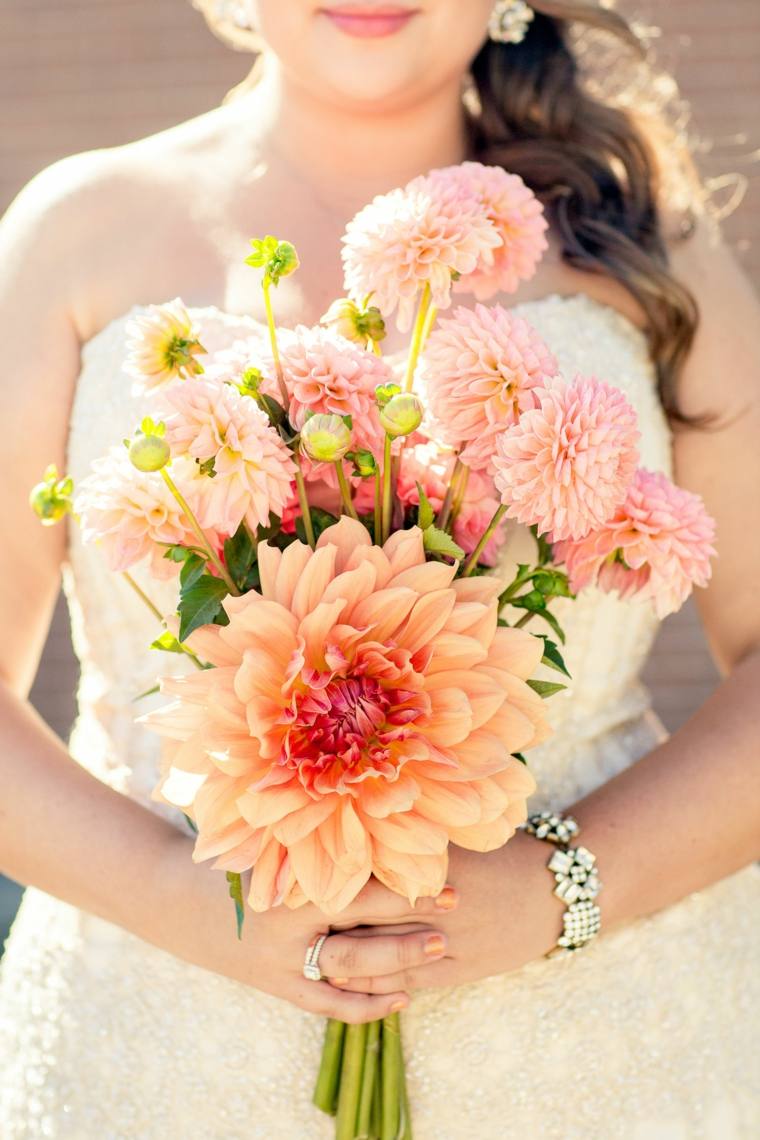 grand-bouquet-mariage-fleurs-rose-pastel
