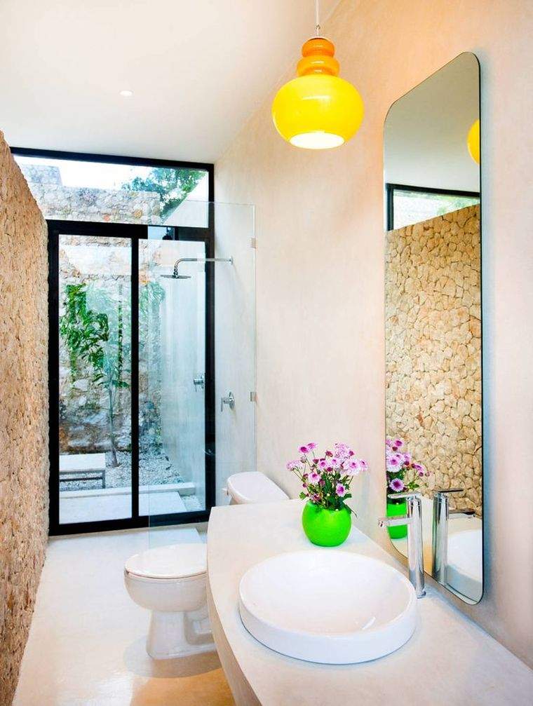 idee-pour-agrandir-sa-maison-petite-extension-moderne-salle-de-bain