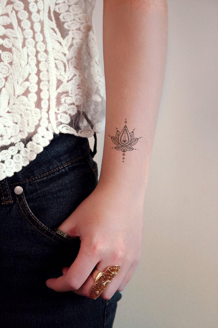 Authentic tattoo concept for girls in some inspiring concepts