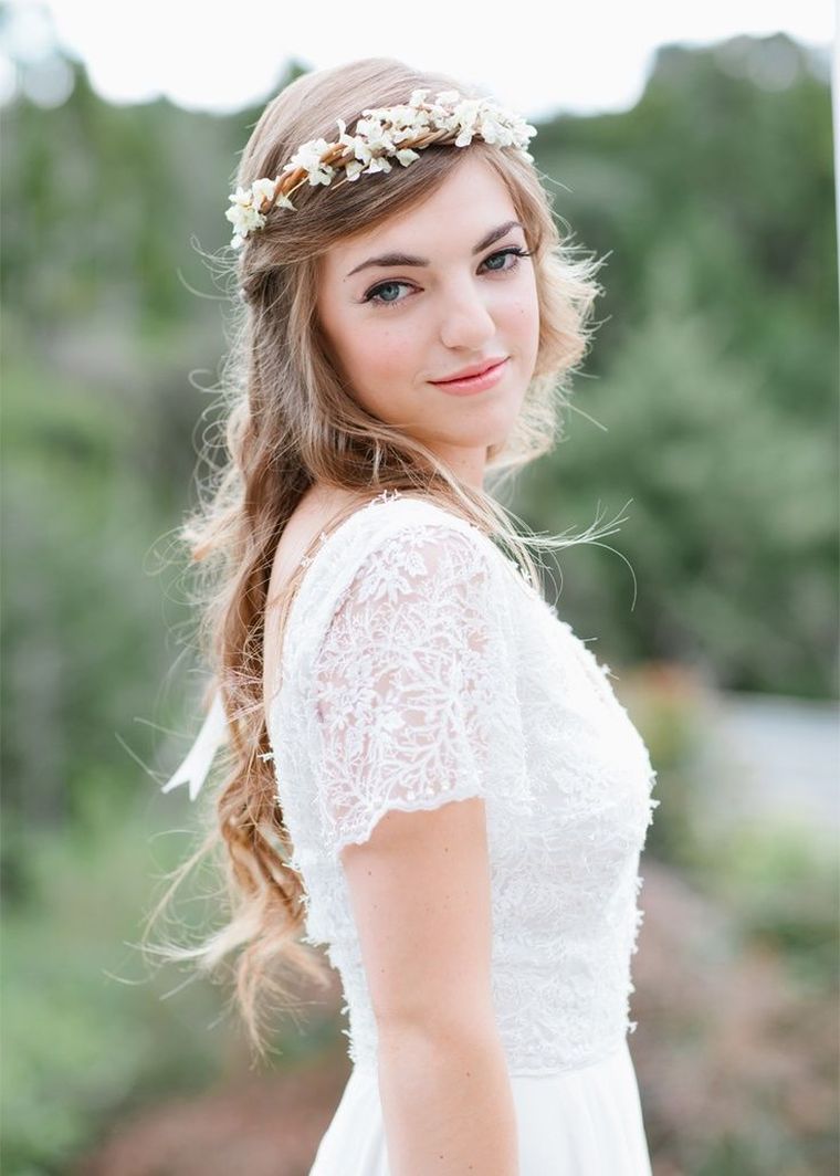 photo coiffure mariage 2018 style-boho-chic-couronne-florale-idees