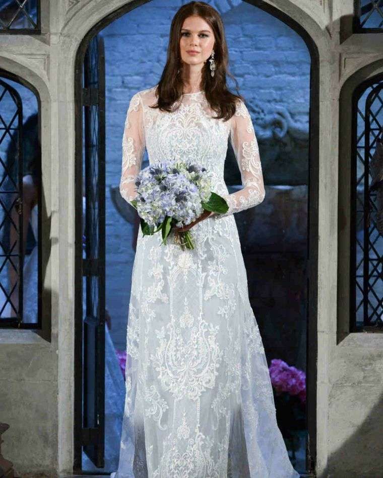 robe-de-mariage-2018-couleur-tendance-bleu-pale