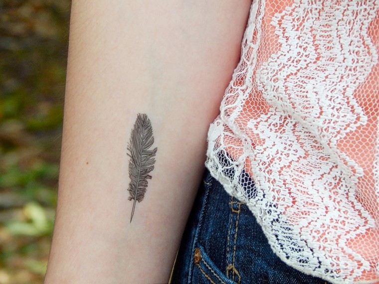 Authentic tattoo concept for girls in some inspiring concepts