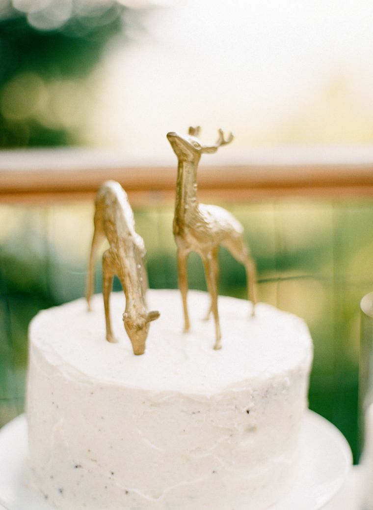 figurines-decoration-gateau-de-mariage-theme-nature-cerfs