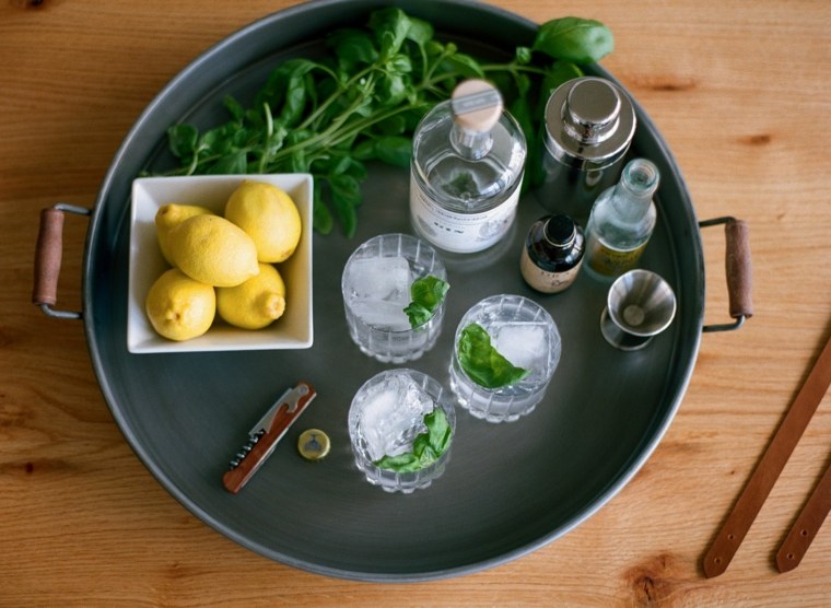 gin tonic preparation-cocktails