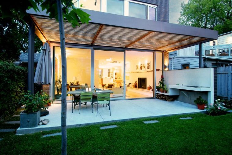pergola-alu-bois-adossee-maison-design-terrasse