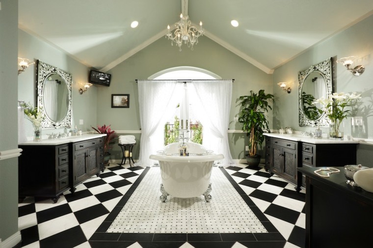 carrelage salle de bain noir et blanc luxe-miroirs-venitiens