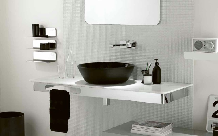 carrelage salle de bain noir et blanc luxe-vasque-noire