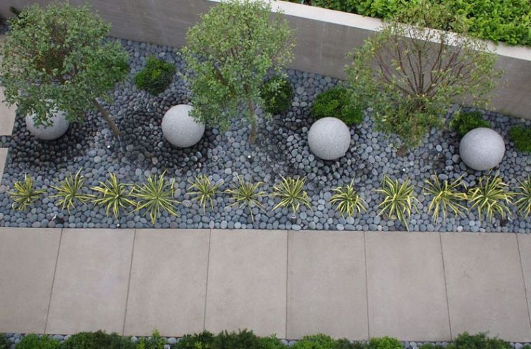 décoration jardin avec gravier plantes-vertes-design-moderne
