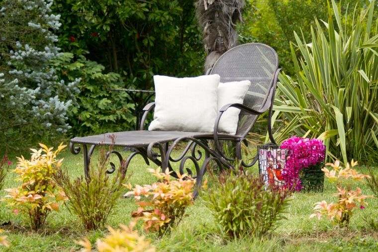 décorer son jardin terrasse-prix-comparaison-mobilier-exterieur
