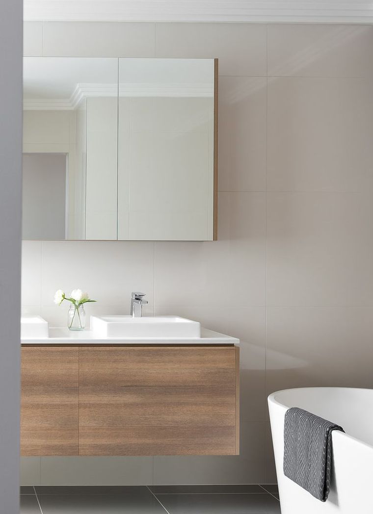 salle de bain petit-format-meuble-suspendu-vasque
