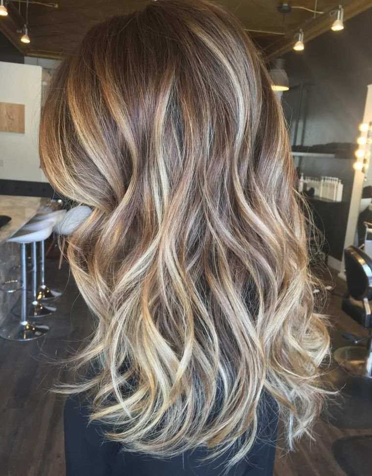 balayge-blonde-tendance-couleur-cheveux