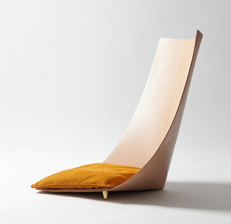 chaise en cuir Babu-Jordi-Ribaudí-design-desert-profil