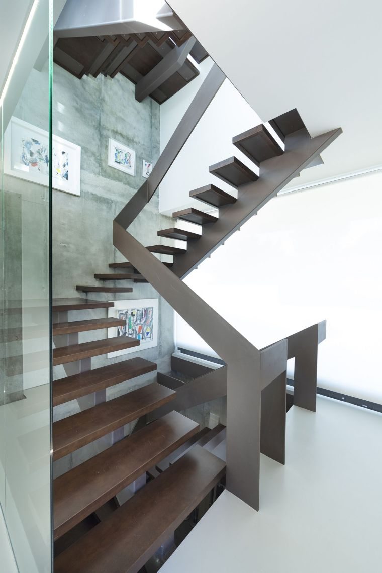escalier-metal-moderne-design-modele