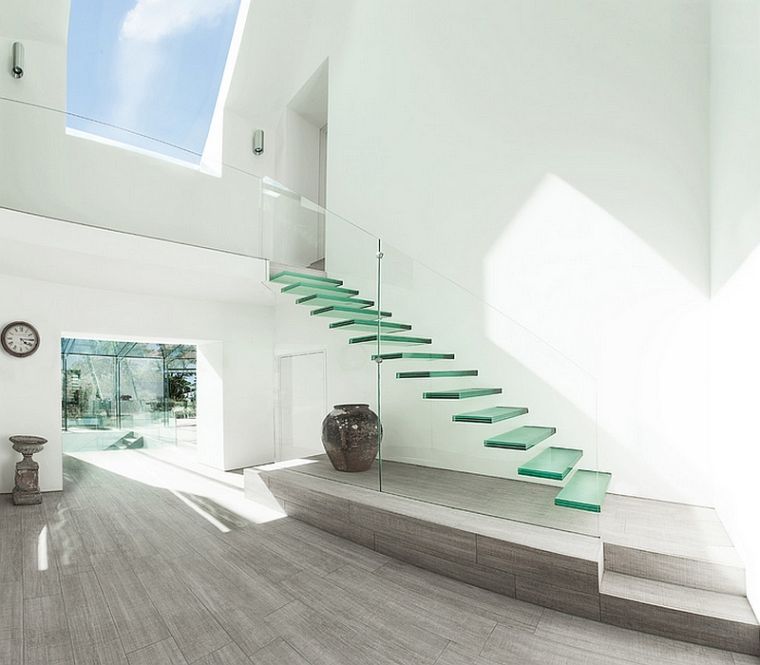 escalier-verre-flottant-design