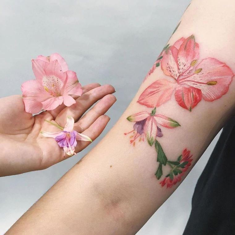 fleur-tatouage-femme-tendance-idee