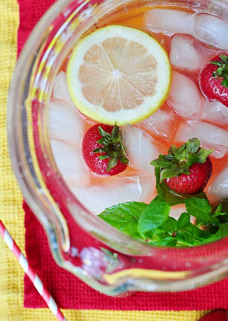 limonade-fraises-recette-cocktail-boisson-rafraichissante
