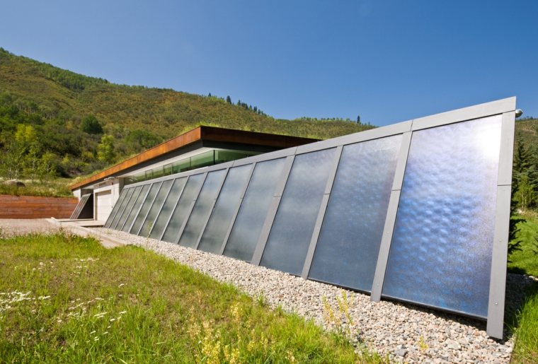 maison montagne GLUCK-plus-mur-panneaux-solaires