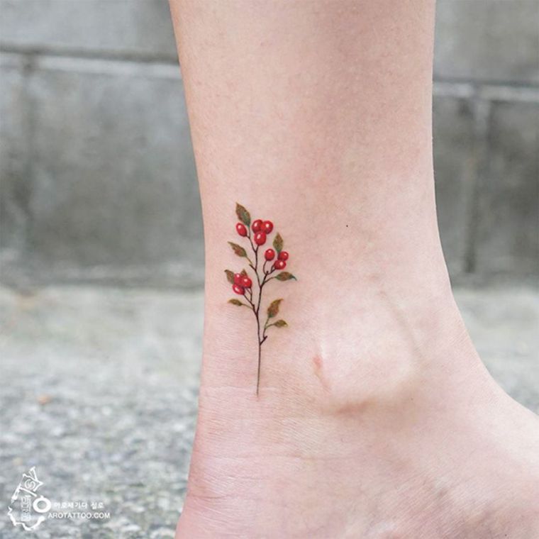 tatouage-femme-fleur-idee-pied