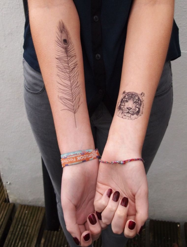 tatouage-femme-signification-plume
