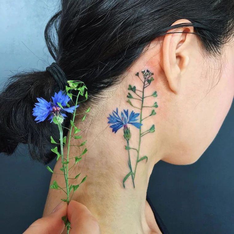 tatouage-tendance-femme-fleur