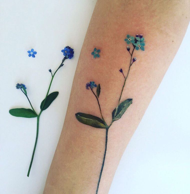 tattoo-fleur-femme-bras