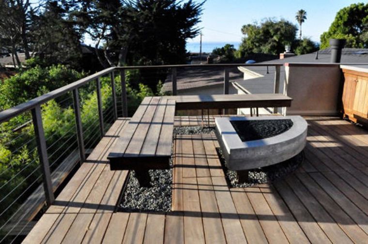 terrasse-sur-toit-amenagement-banc-foyer