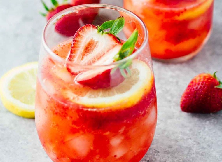 boisson rafraîchissante aux-fraises