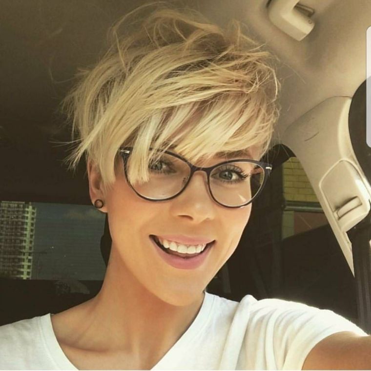 coupe-courte-femme-2018-cheveux-tendance-idee