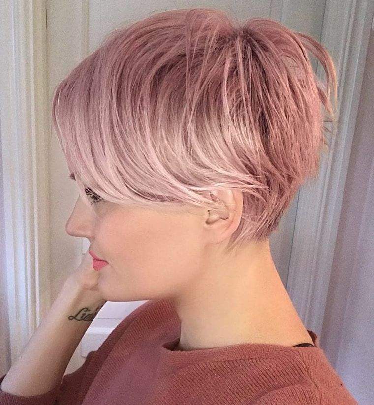 idee-coiffure-femme-cheveux-court-2018