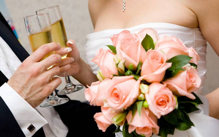 un mariage inoubliable bouquet-mariee