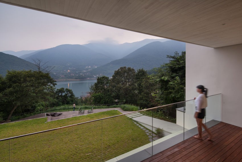 balcon-projet-maison-construite-idee-nature