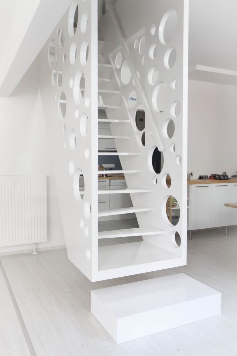 escalier-blanc-interieur-design-balustrade-biljana