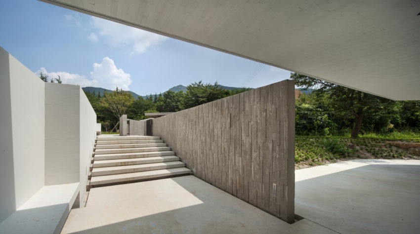 escalier-exterieur-pierre-projet-maison-moderne