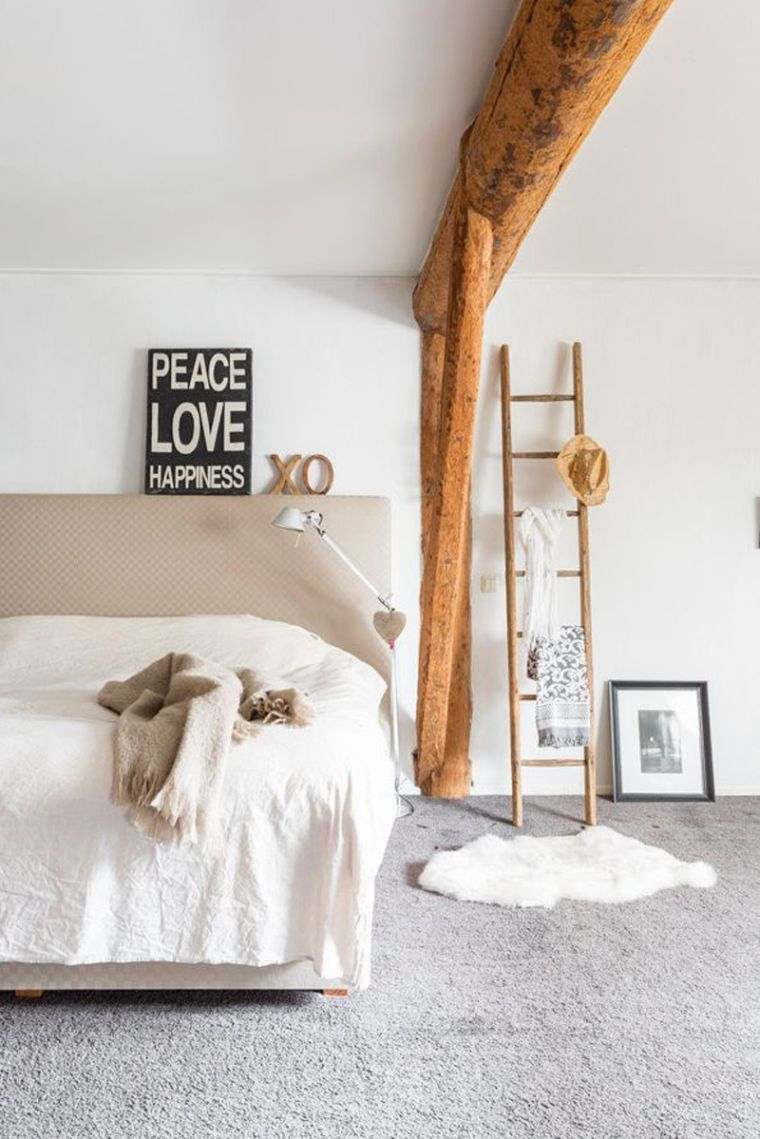 idee-echelle-en-bois-decoration-chambre-a-coucher