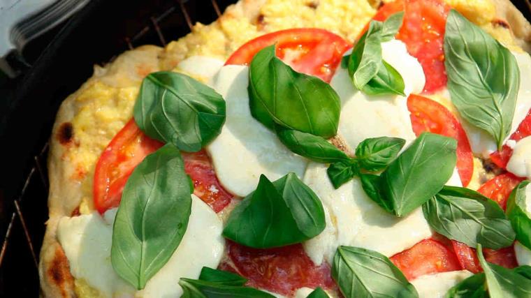 recette-pizza-tomates-ingredients