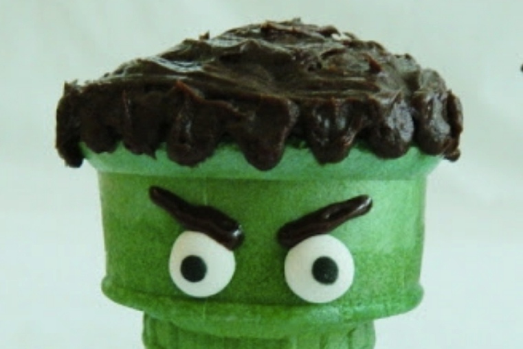 Repas-special-Halloween-Cones-cupcake-effrayants2