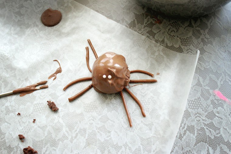 araignee-chocolat-idee-deco-pour-halloween