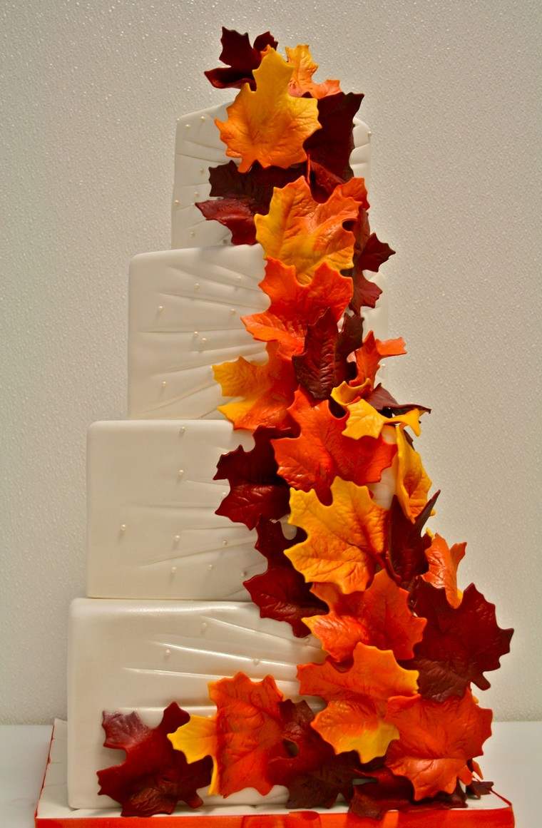 thème automne idée déco mariage gâteau feuilles automne