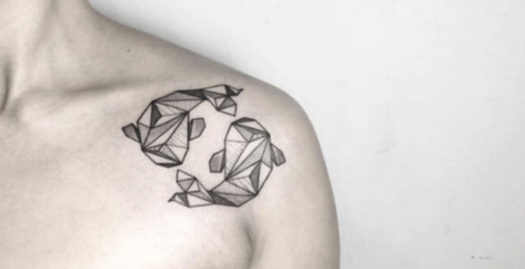 tatouage-epaule-formes-geometriques