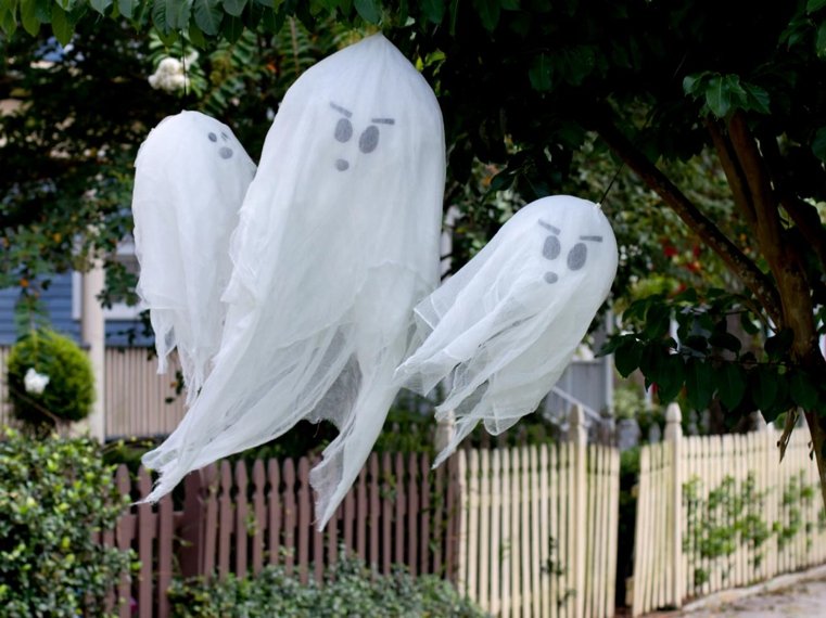 Déco extérieure Halloween fantomes