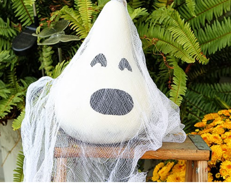Deco-maison-Halloween-fantomes-gourmands