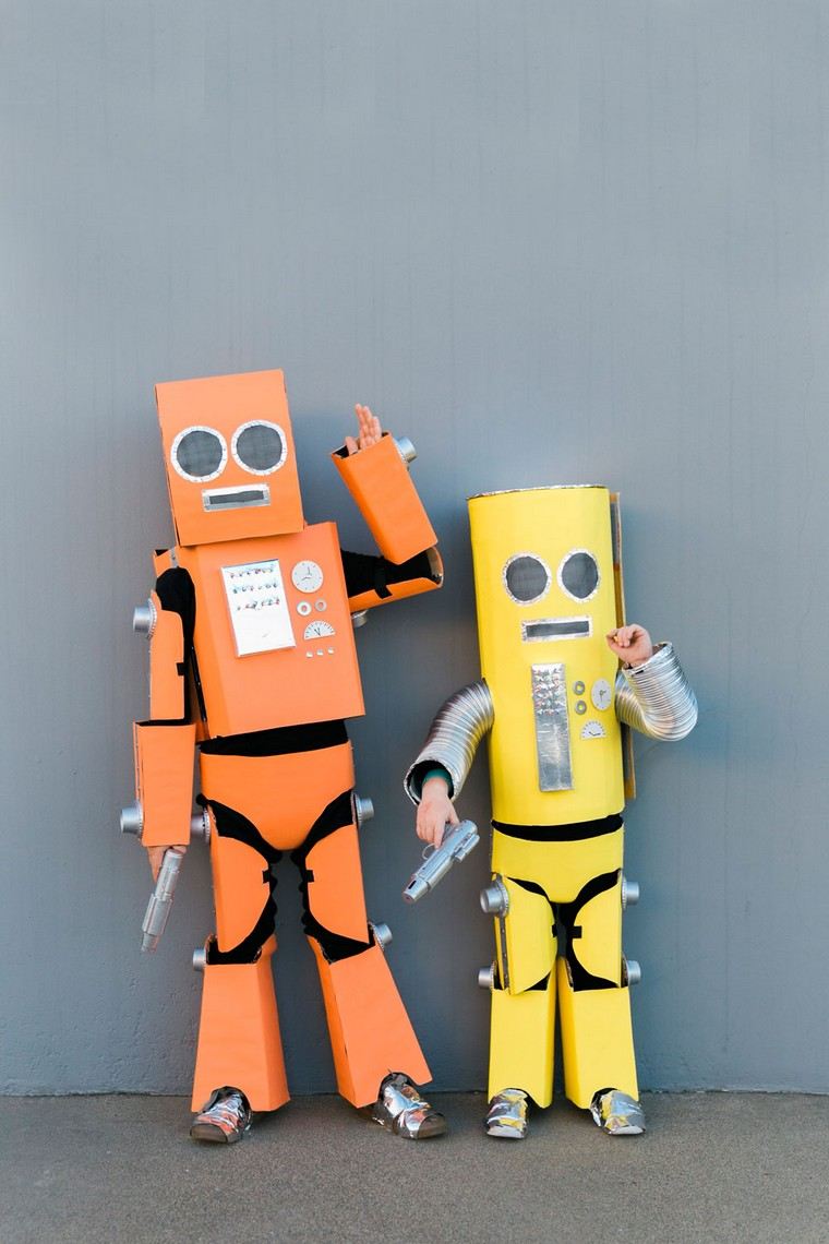 costume-enfant-robot-idee-halloween-diy