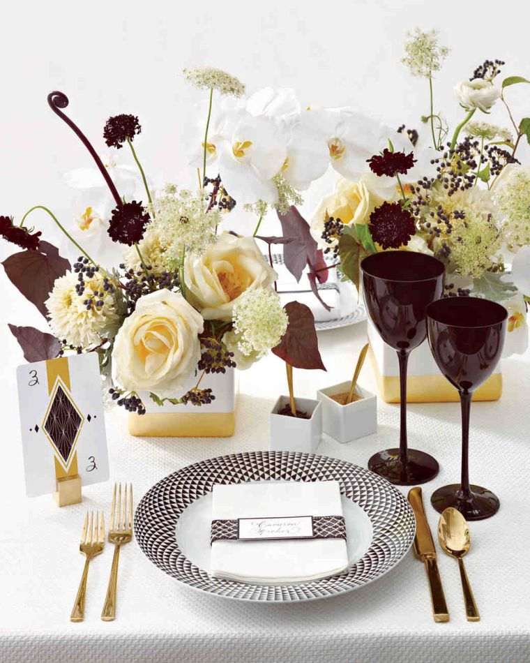 decoration-noir-et-or-mariage-table-de-reception