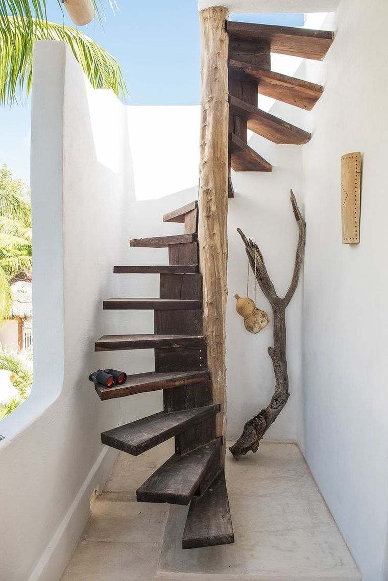 escalier colimaçon bois-petit-interieur-design-ambiance-naturelle