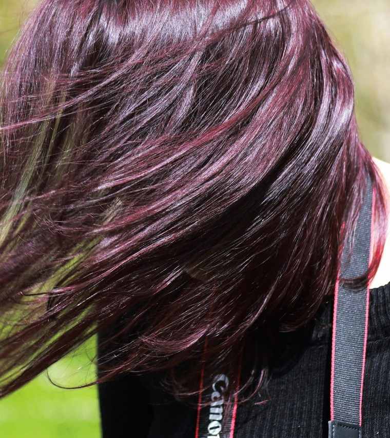 femme-coloration-cheveux