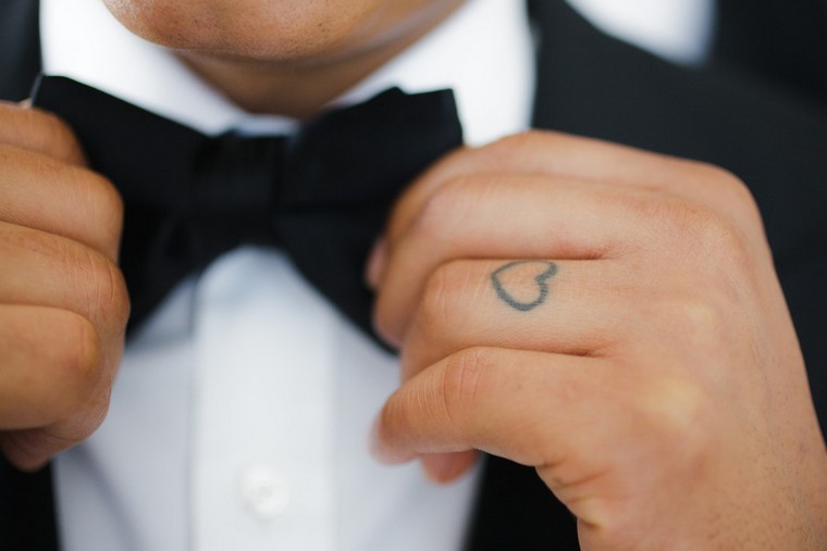 tatouage mariage tatouage couple tatouage doigt coeur