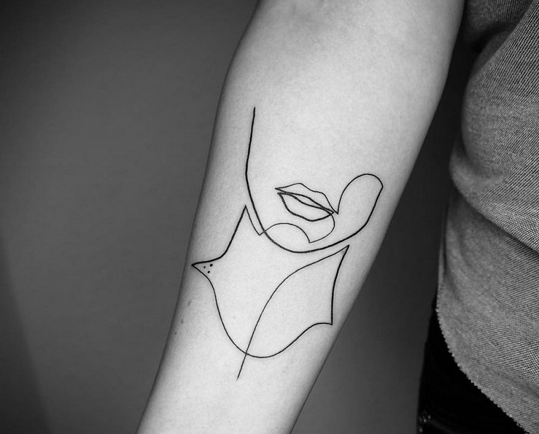 tatouage tendance tatouage bras idée 