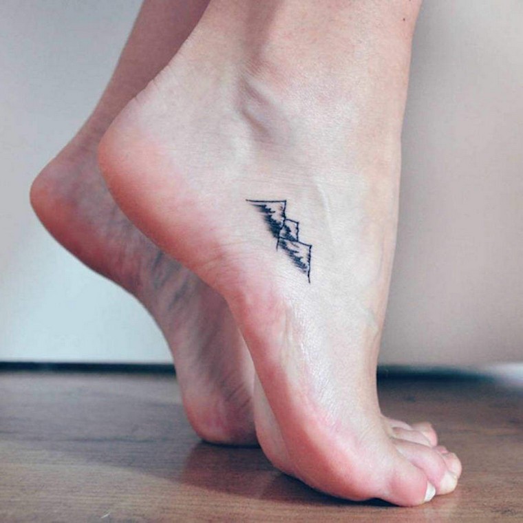 tatouage-montagne-idee-modele-tatouage
