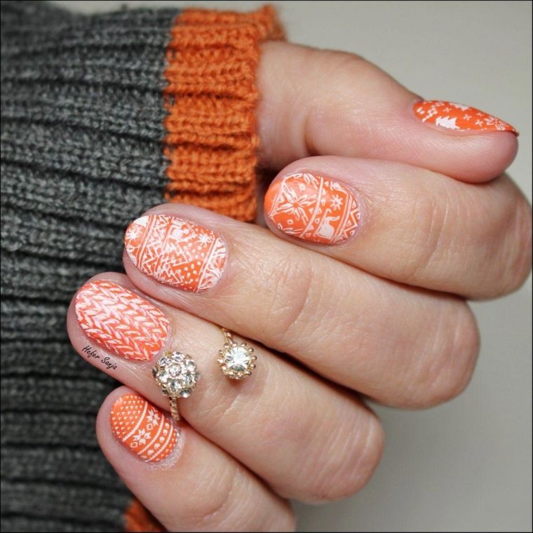 vernis-a-ongles-orange-deco-theme-hiver-modele