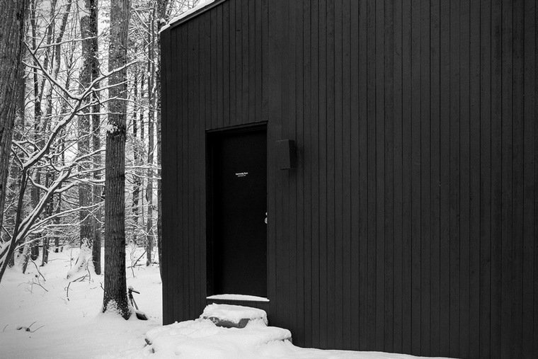 constructeur-maison-bois-DRAA-cabane-hemmelig-rom-new-york-minimalisme